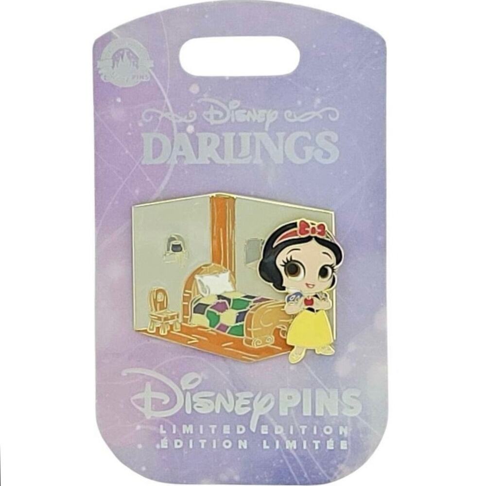 New Disney Pin Disney Darlings LE limited edition 2500. Snow White and 7 dwarves